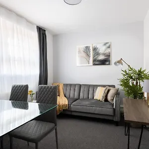 Stunning And Spacious 4 Bed Apr Next To Bricklane London